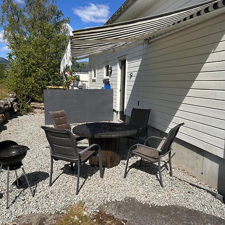 Puntsnes Apartmen Hjelmeland Exterior photo